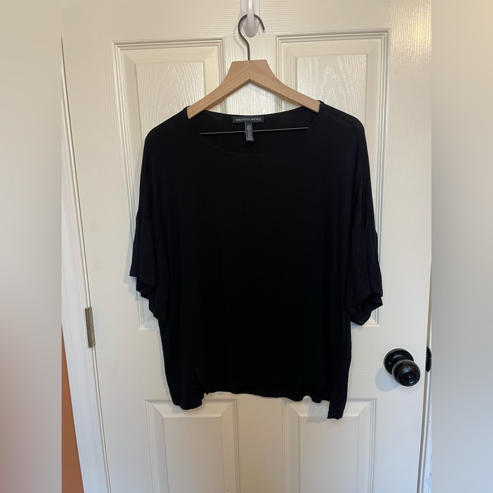 Saks Fifth Avenue Black Flow Sleeve Top Size Large